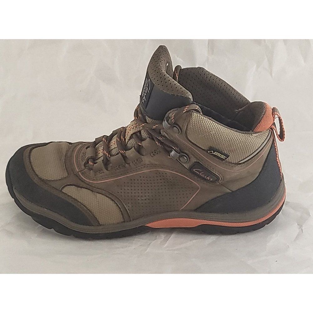 Clarks Outdoors Rock Gore Tex Lace Up Sz 7 M Leather Hiking Boots Women